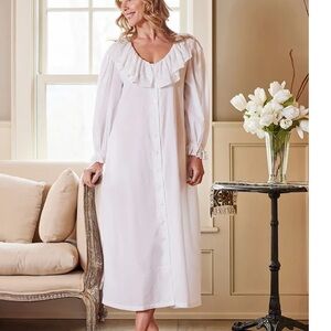 April Cornell Lovely Nightie Elegant White Nightgown NWT